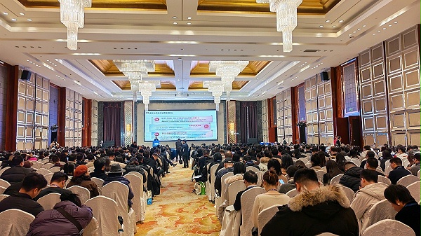 0fd0065993293cbc55a2b4aabf8333f8