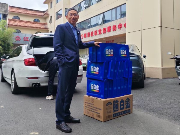 【动态健特】无锡健特药业走进峰影村社区，为长者送上健康关怀