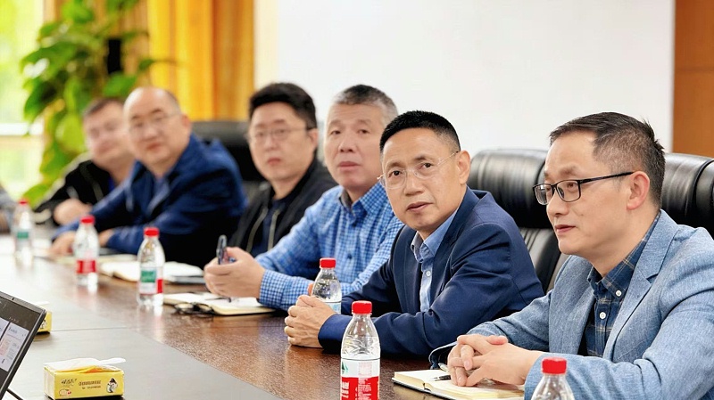 411e01c3b65a769b42c27e6cd0594034